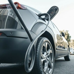 Borne de recharge pour véhicule électrique en ville