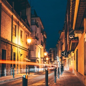 Signalement d’un lampadaire hors service en zone urbaine