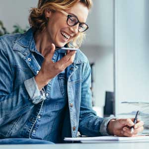 Callbot utilisé dans un service client pour qualifier les demandes