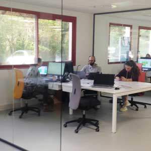 Gestion des interactions clients dans un service client multicanal