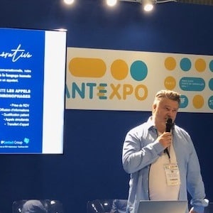 IA téléphonique hospitalière présentée par IPContact lors du salon SantExpo
