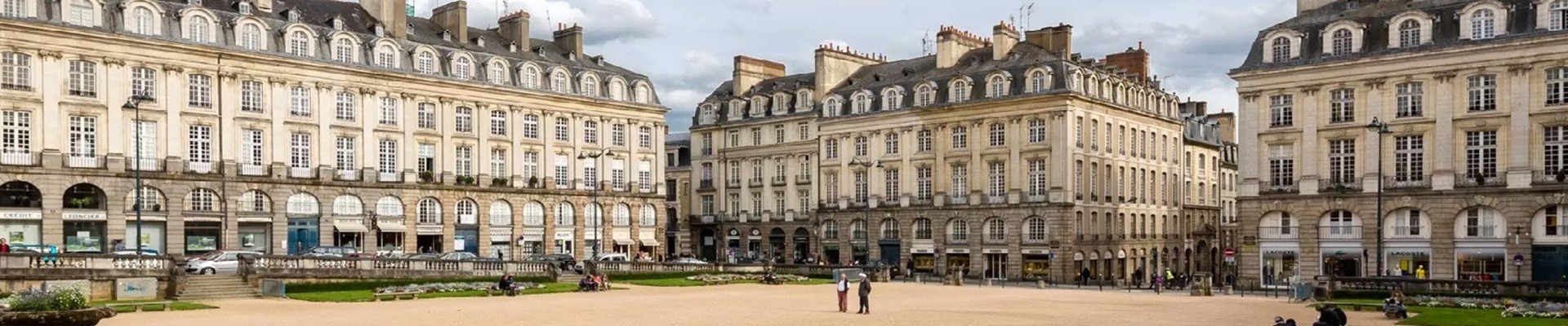 Rennes parlement de Bretagne place une permanence téléphonique
