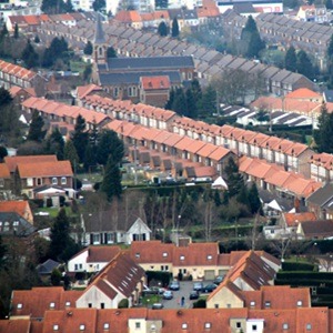Ancienne cité minière dans les Hauts-de-France illustrant le patrimoine industriel régional