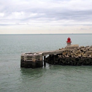 Jetée du littoral des Hauts-de-France sur la Manche